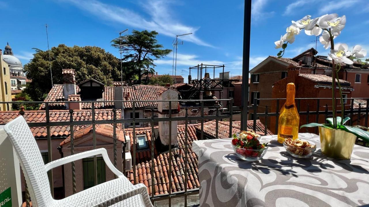 Salute-accademia Appartement *